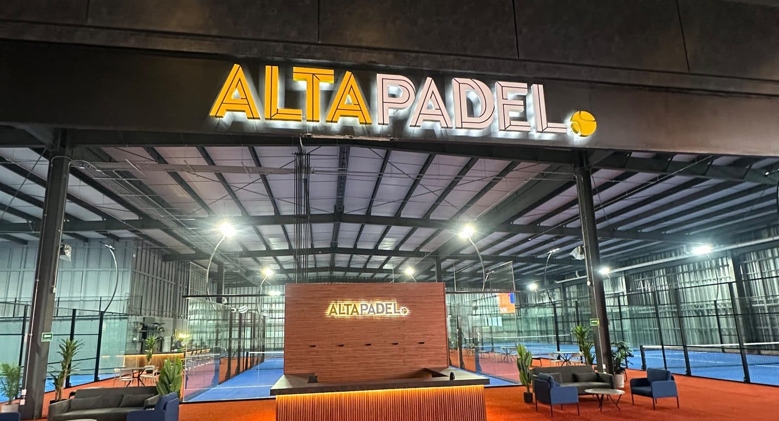 Altapadel Culiacán Explanada padel courts