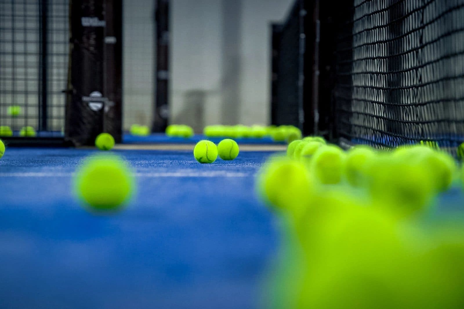 Break Point Indoor Padel padel courts