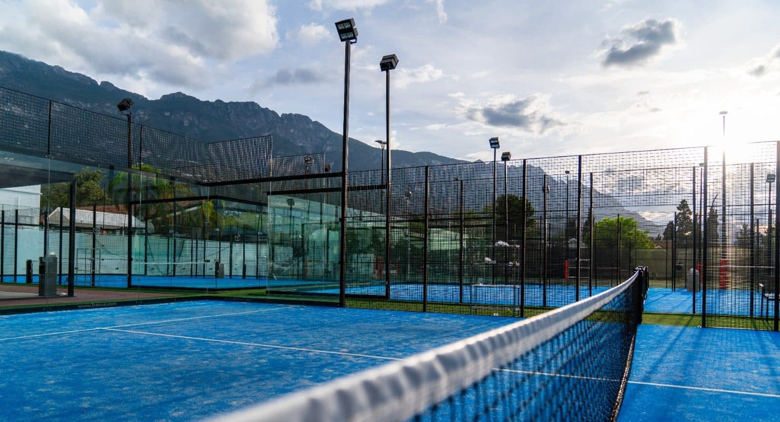 Club Sierra Madre padel courts