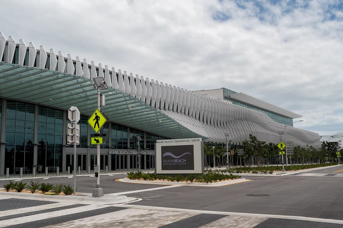 Miami Beach Convention Center padel courts