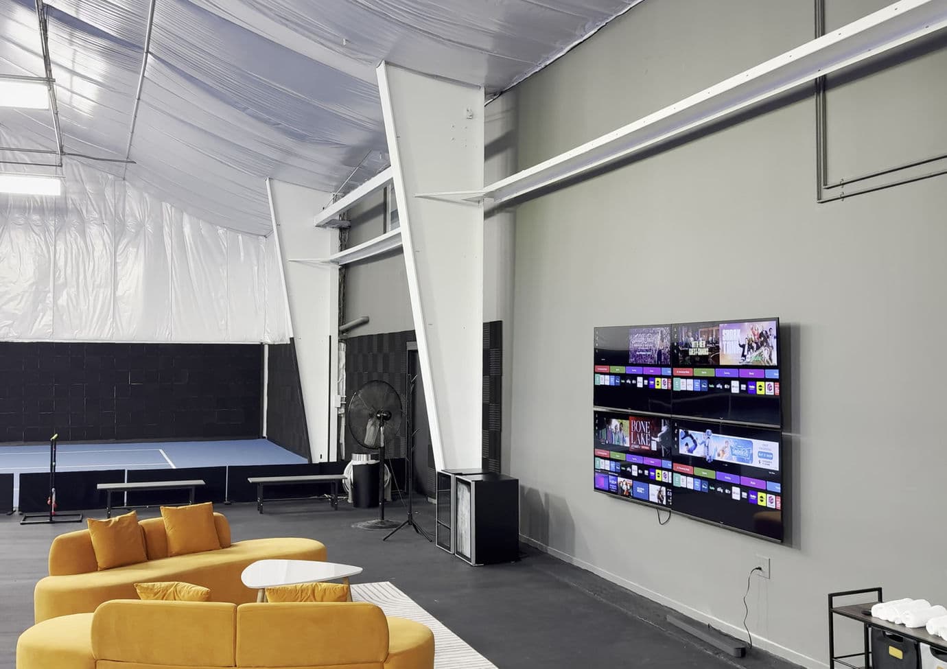 Northwood Racquet & Fitness padel courts