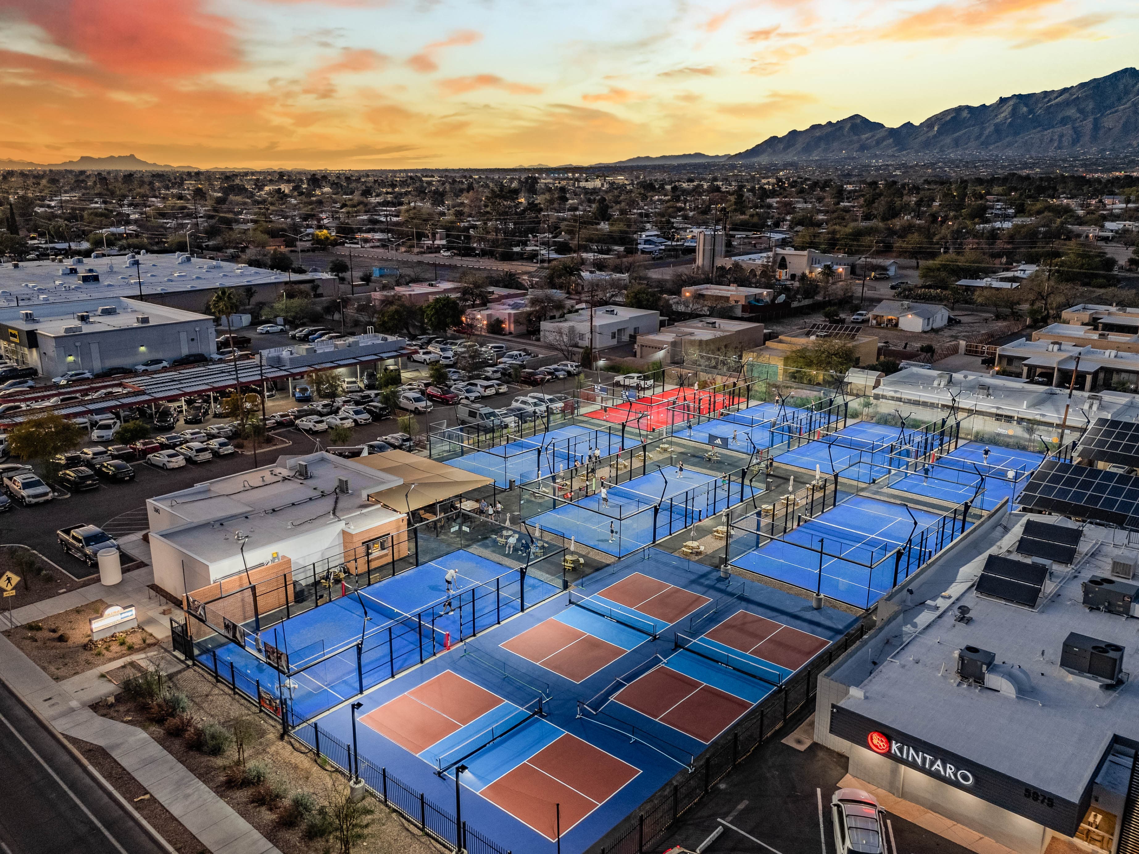 Padel Alley banner
