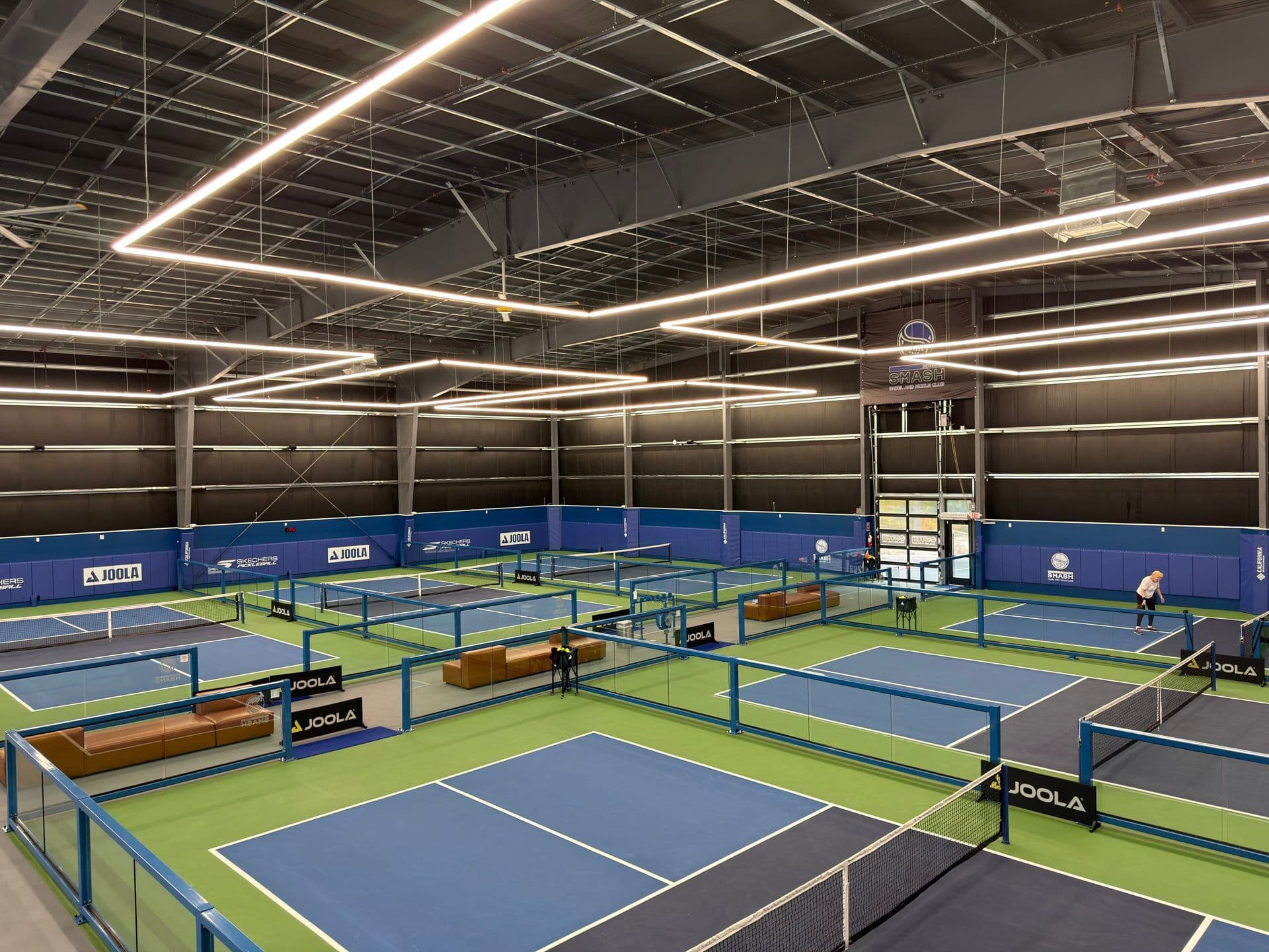 Serve and Smash Padel and Pickleball Club padel courts