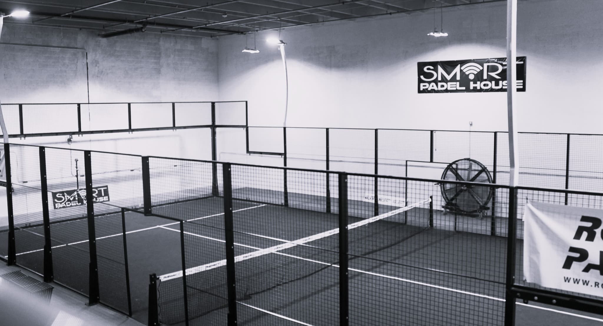 SMART PADEL HOUSE padel courts