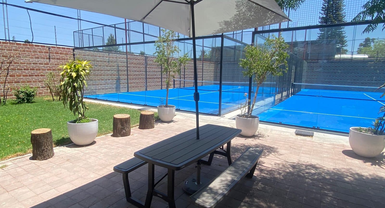 SouthSide Pádel Club padel courts