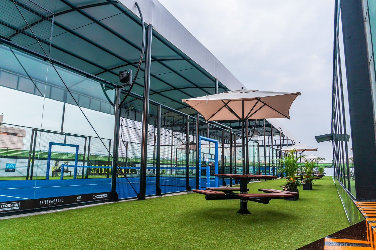 Spider Padel Pedregal padel courts