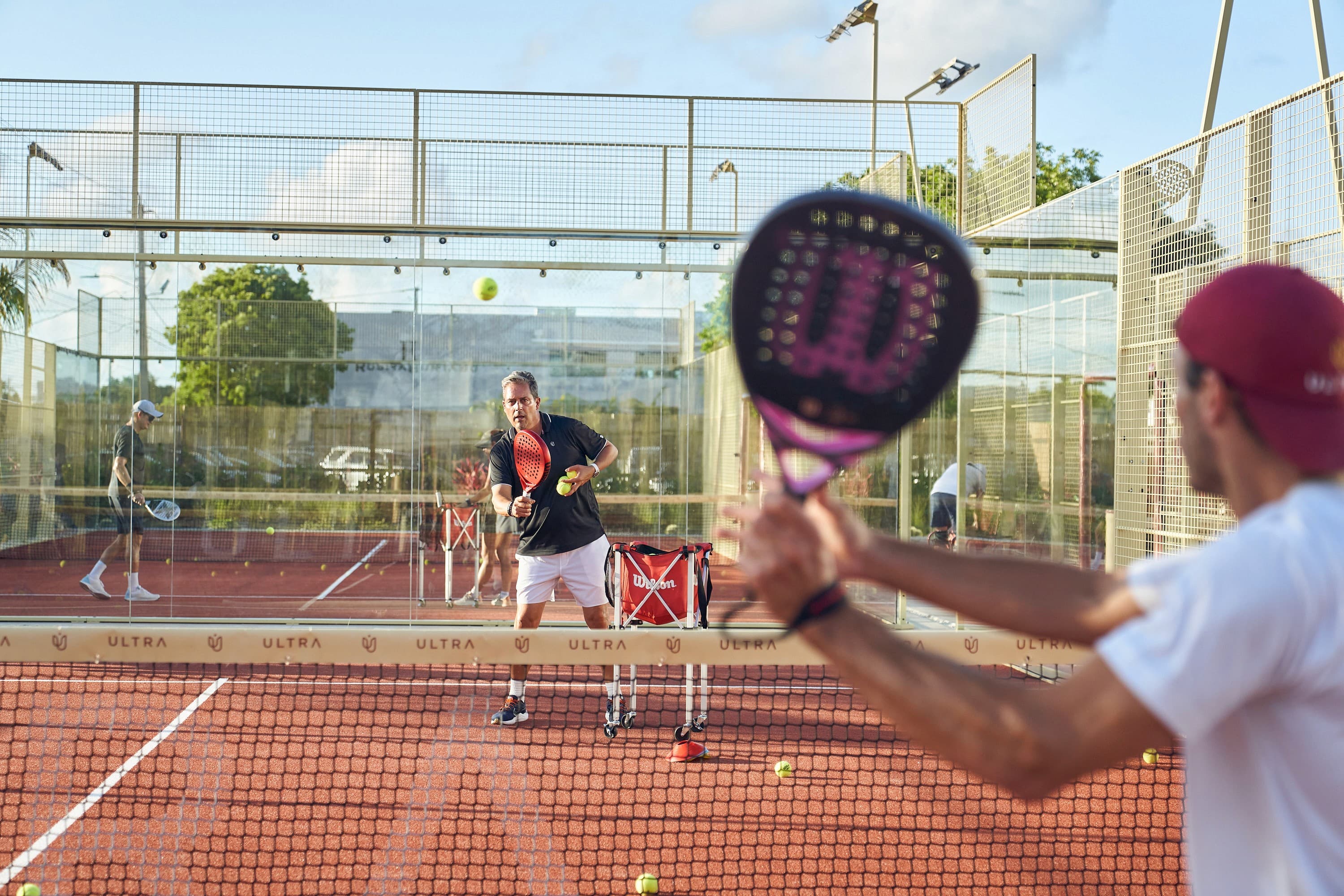 Ultra Padel Club - Aventura padel courts
