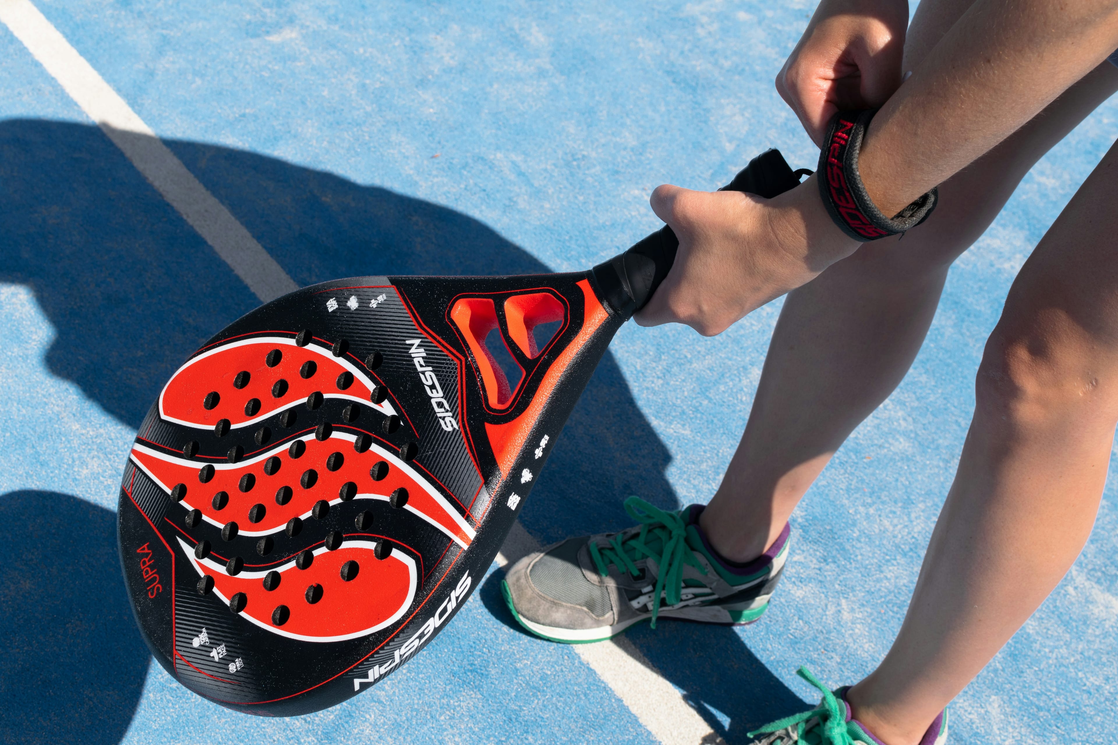How to Play Off the Back Wall in Padel: Bajada Guide